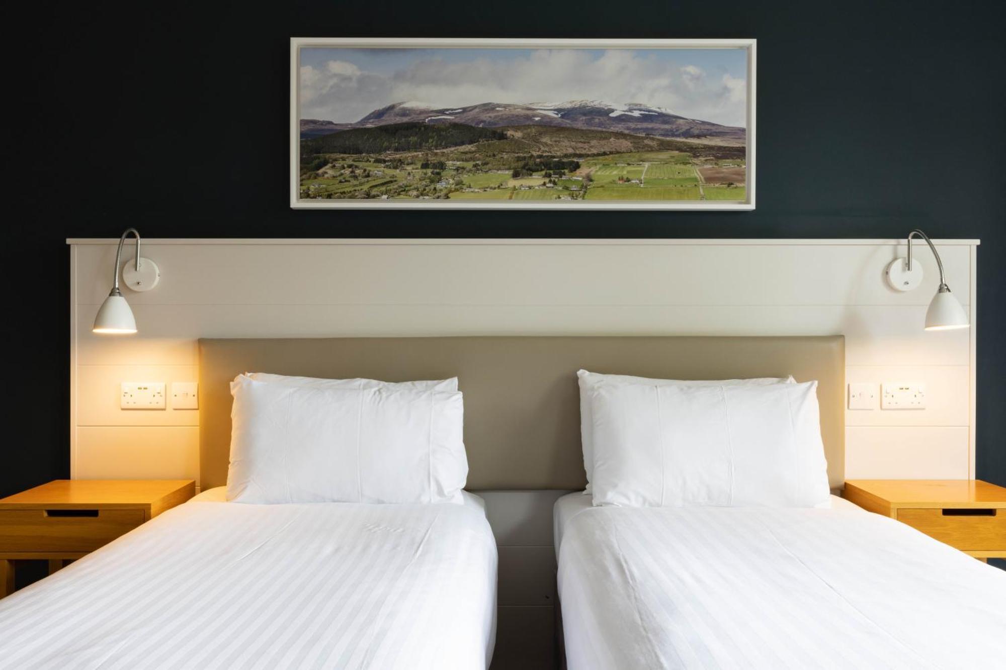 The Highland Hotel By Compass Hospitality ستراثبيفير الغرفة الصورة